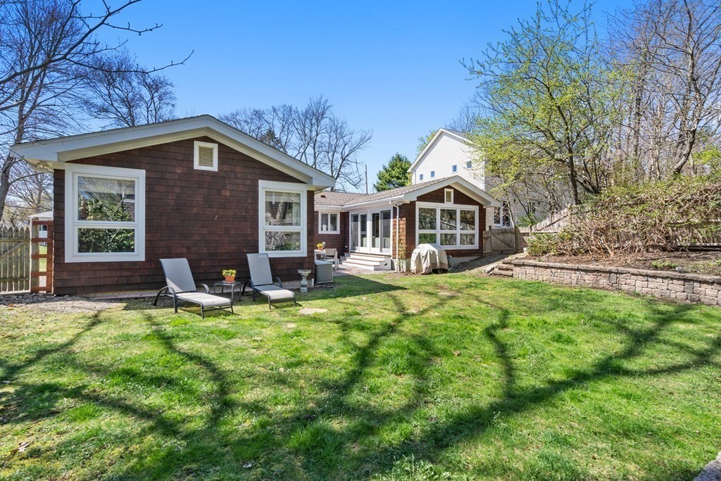 68 Brierfield Road Newton, MA 02461 - Photo 4 of 32 Gallery Image 4