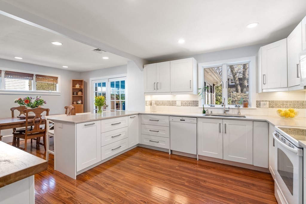68 Brierfield Road Newton, MA 02461 - Photo 5 of 32 Gallery Image 5