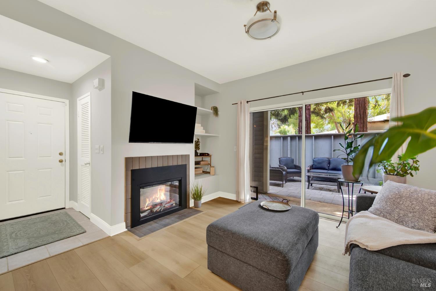 4655 Melody Drive, Unit A Concord, CA 94521 - Photo 5 of 29