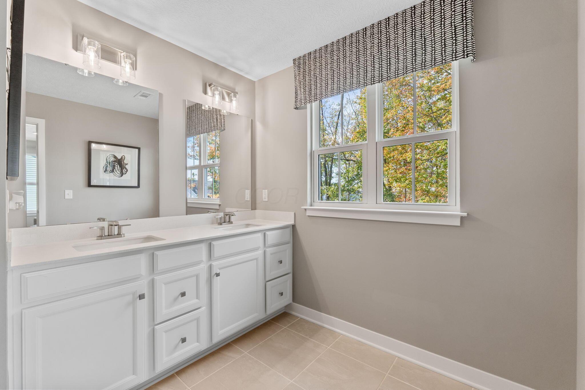 581 Pisa Loop Delaware, OH 43015 - Photo 35 of 85 581 Pisa Loop (Interior)-44
