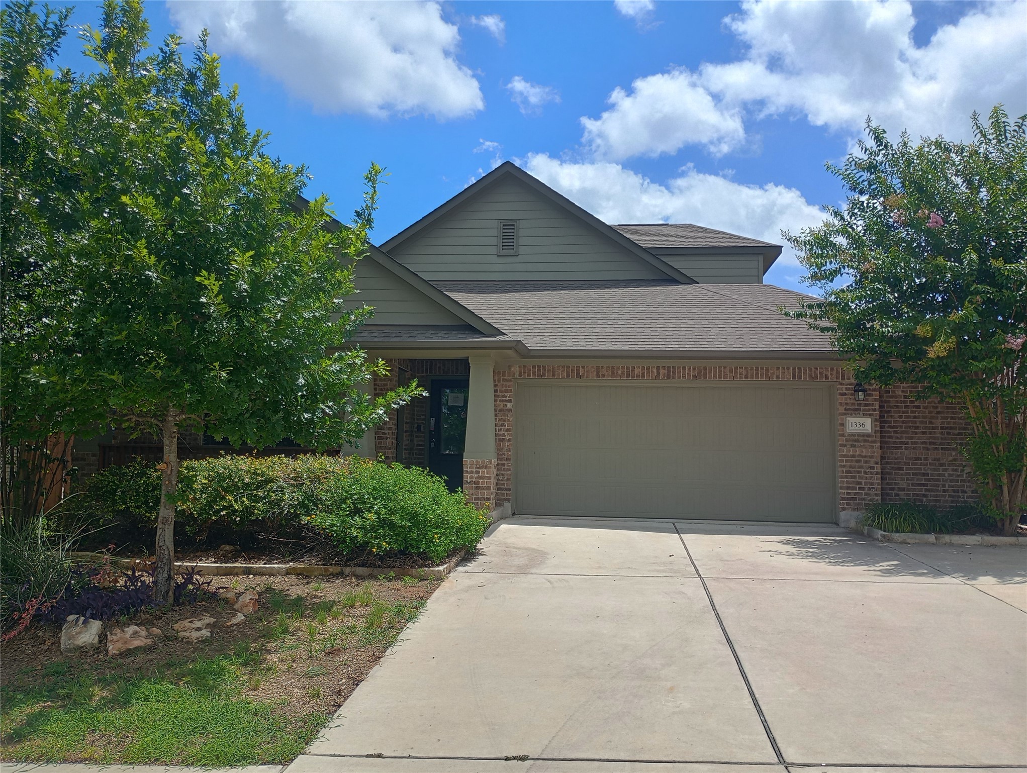 1336 Terrace View Drive Georgetown, TX 78628 - Photo 3 of 20