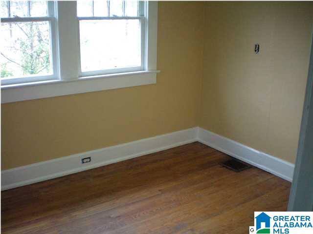 912 Pike Road Fairfield, AL 35064 - Photo 8 of 10