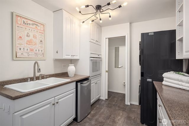 $2,300,000 | 16115 Northeast 136th Place, Woodinville, WA 98072