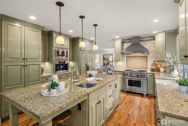 $2,300,000 | 16115 Northeast 136th Place, Woodinville, WA 98072