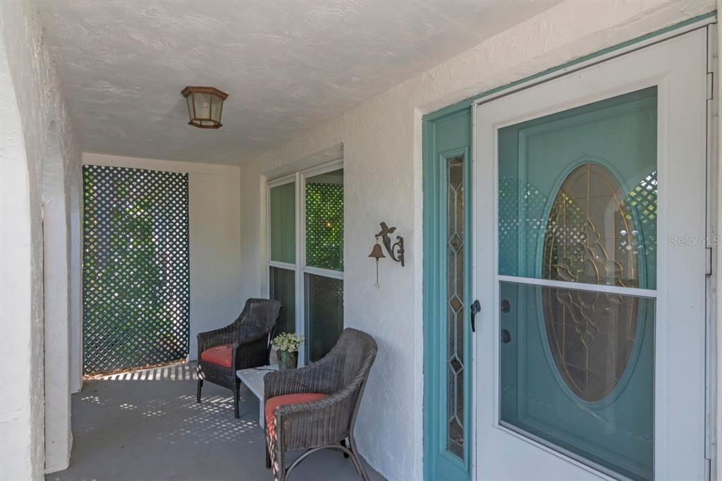 11005 Harding Drive Port Richey, FL 34668 - Photo 2 of 51 Gallery Image 2