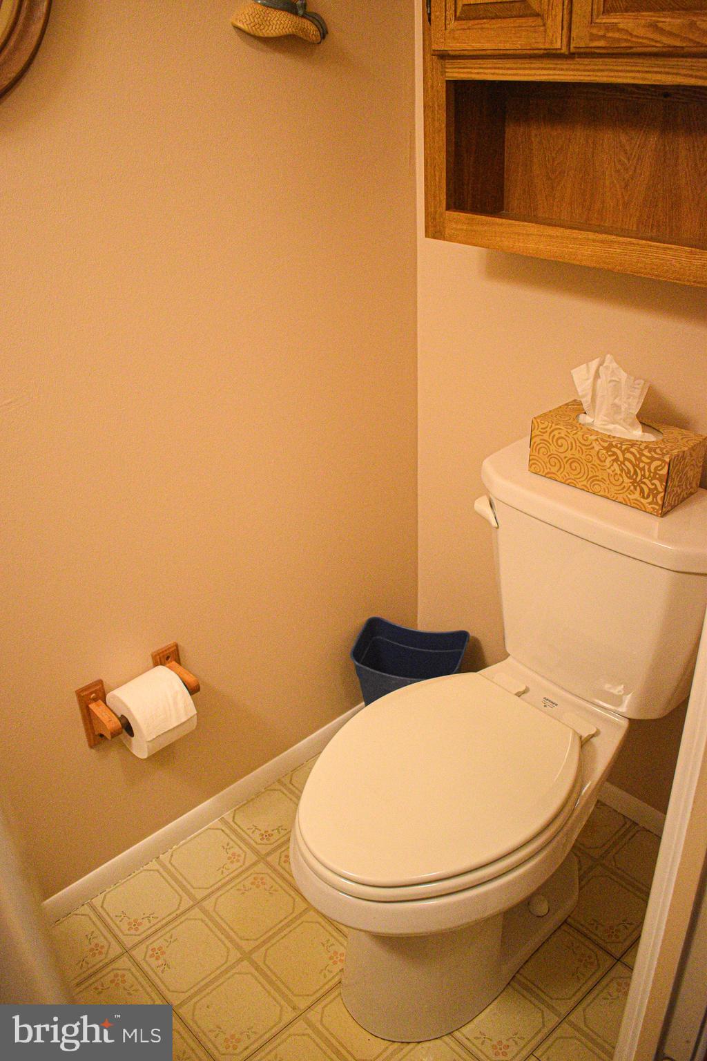 10864 Knights Road Philadelphia, PA 19154 - Photo 11 of 30
