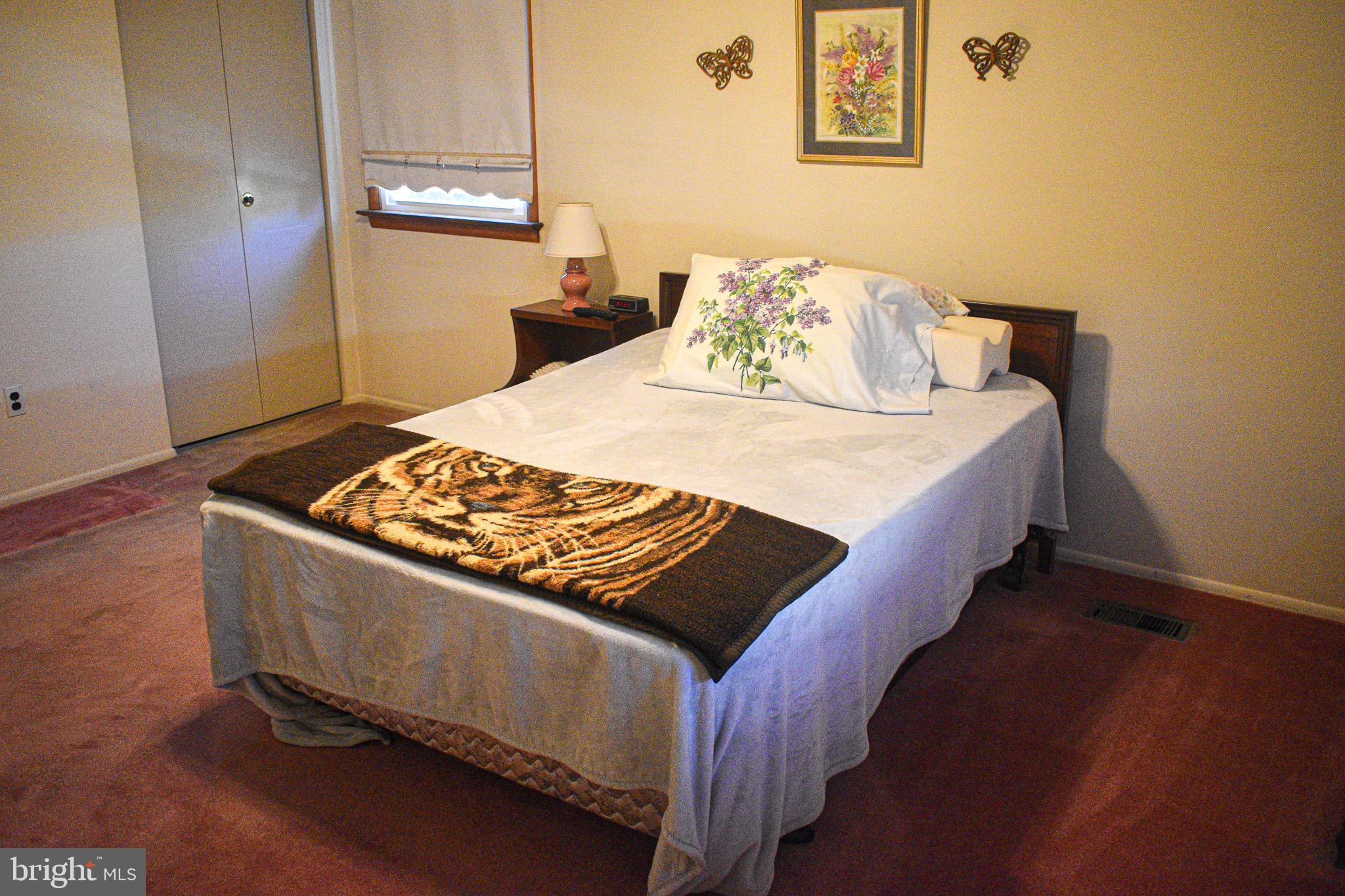 10864 Knights Road Philadelphia, PA 19154 - Photo 13 of 30