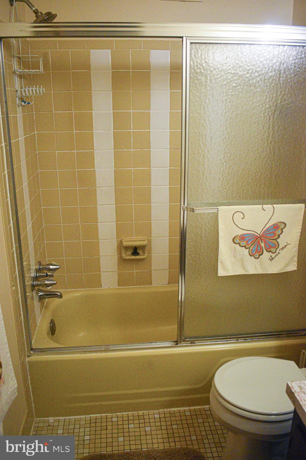 10864 Knights Road Philadelphia, PA 19154 - Photo 21 of 30