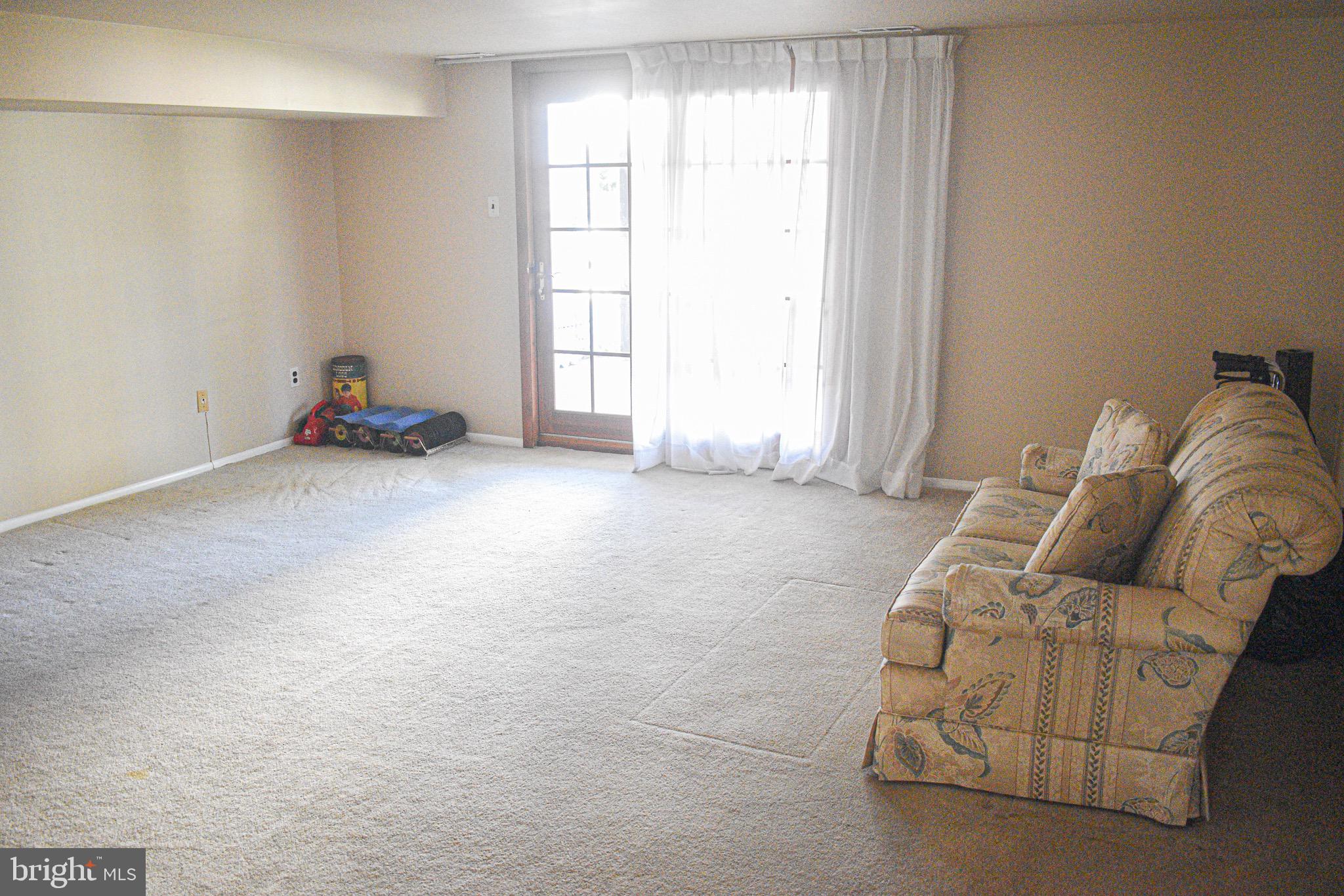 10864 Knights Road Philadelphia, PA 19154 - Photo 24 of 30