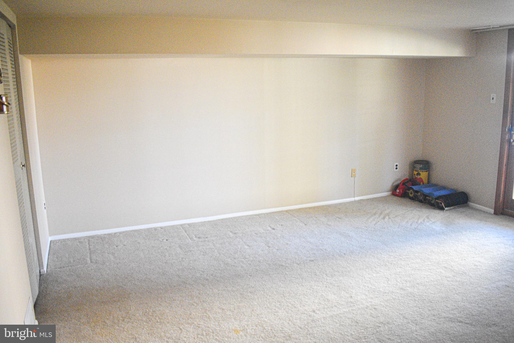 10864 Knights Road Philadelphia, PA 19154 - Photo 25 of 30