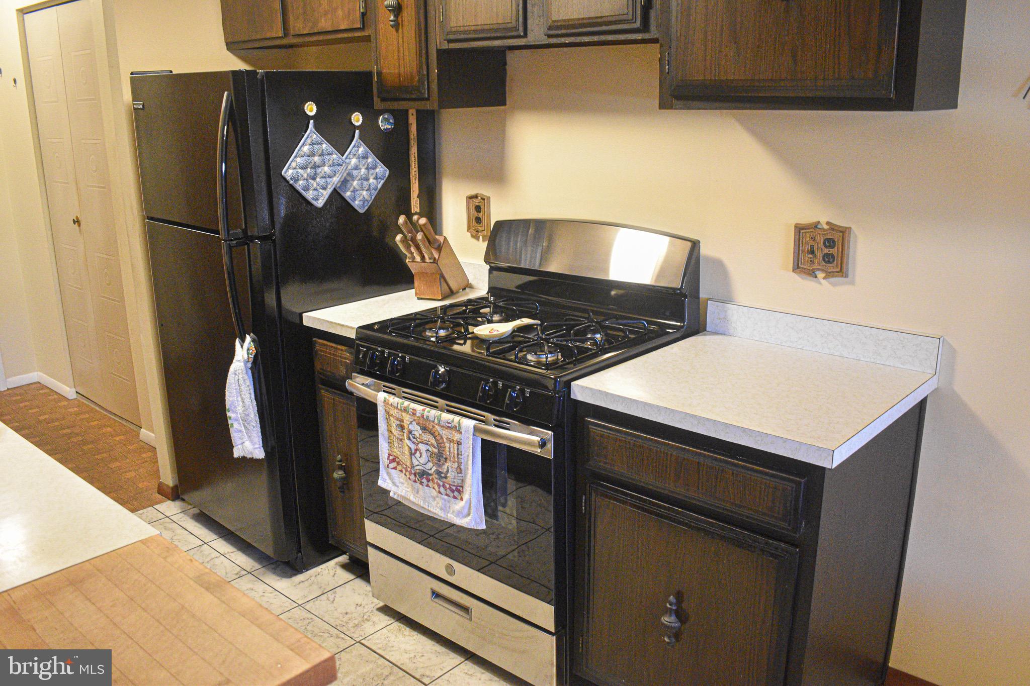 10864 Knights Road Philadelphia, PA 19154 - Photo 8 of 30