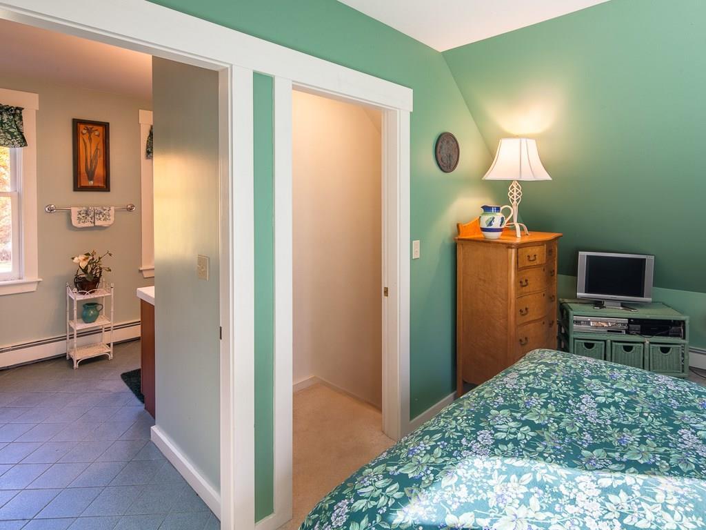 17 Burr Road Rangeley, ME 04970 - Photo 26 of 35 2nd floor guest suite includes large...
