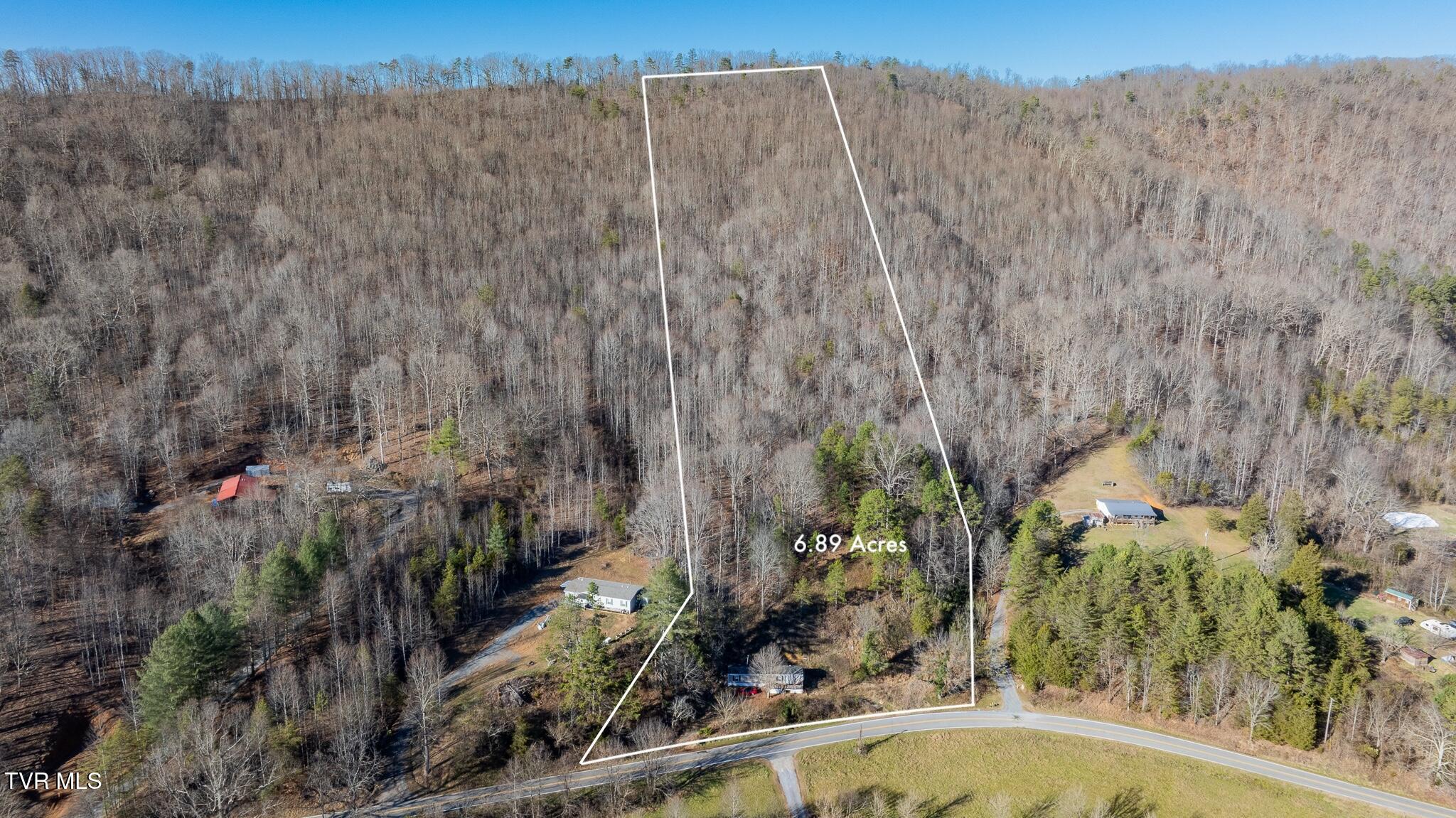 3822 Goshen Valley Road Rogersville, TN 37857 - Photo 2 of 17 dji_fly_20251219_142736_0895_17661727922