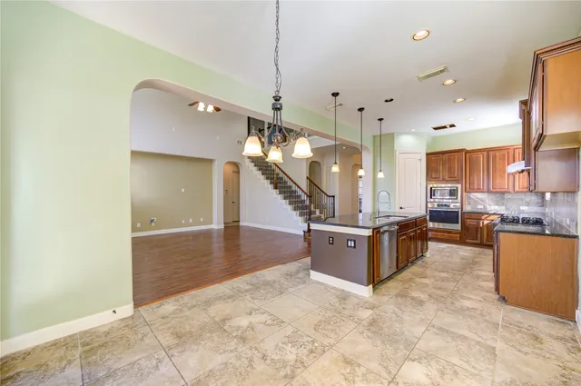 $4,000 | 9230 Hernshead Lane, Missouri City, TX 77459