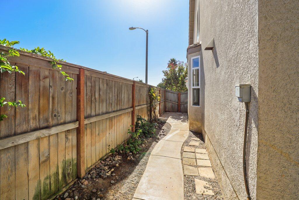 4695 Ellington Street Ventura, CA 93003 - Photo 41 of 43 a view of a pathway of a building