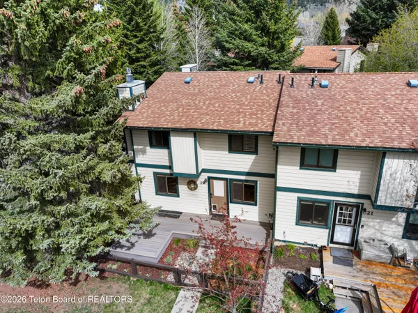 $1,369,000 | 360 East Simpson Avenue, Unit 19, Jackson, WY 83001