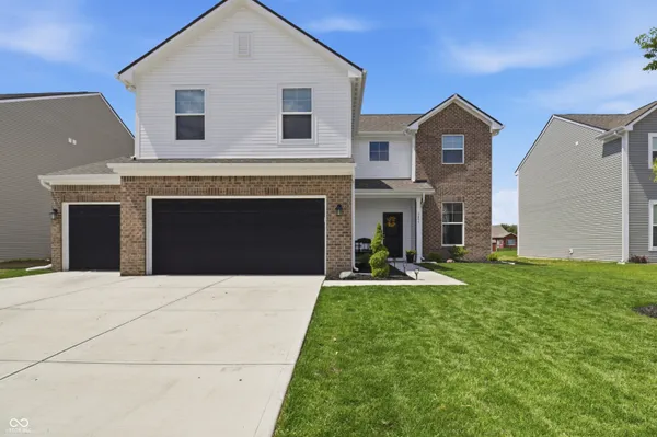 $330,000 | 3457 Briarwick Drive, Kokomo, IN 46902
