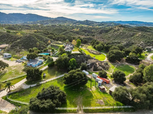 $1,995,000 | 28132 Oak Springs Canyon Road, Santa Clarita, CA 91387