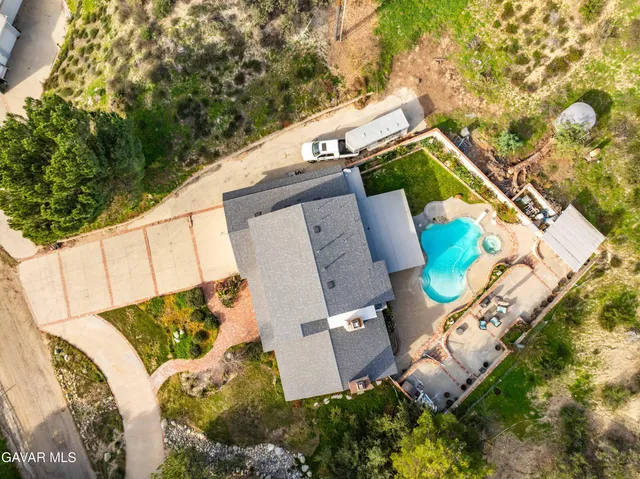 $1,995,000 | 28132 Oak Springs Canyon Road, Santa Clarita, CA 91387