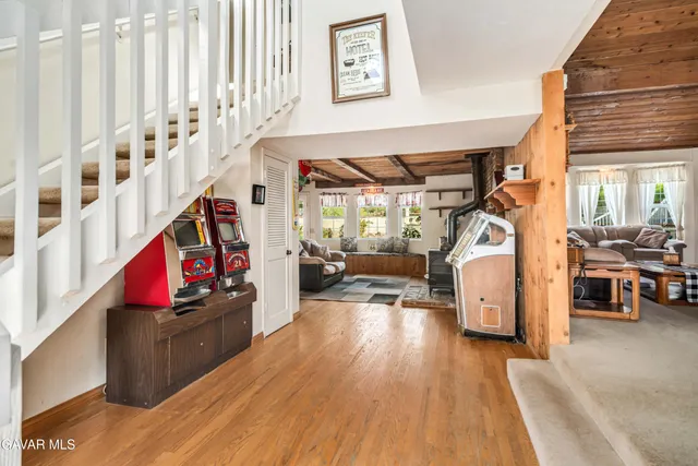 $1,995,000 | 28132 Oak Springs Canyon Road, Santa Clarita, CA 91387