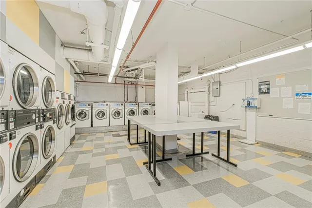 $299,000 | 2630 Cropsey Avenue, Unit 9B | Gravesend