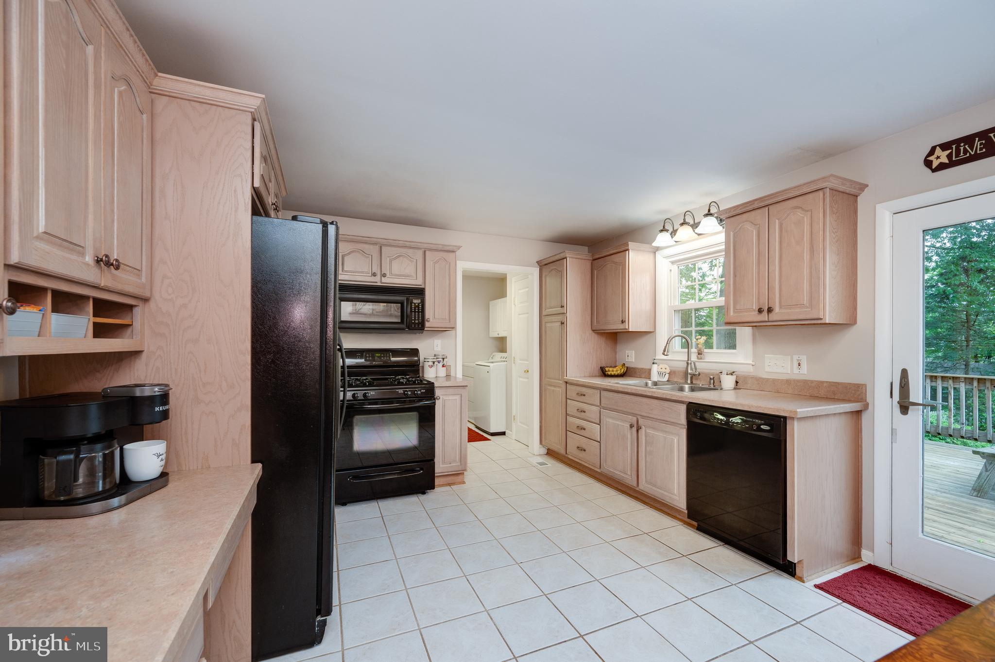 35 Cedarwood Road Reading, PA 19610 - Photo 9 of 47 Gallery Image 9
