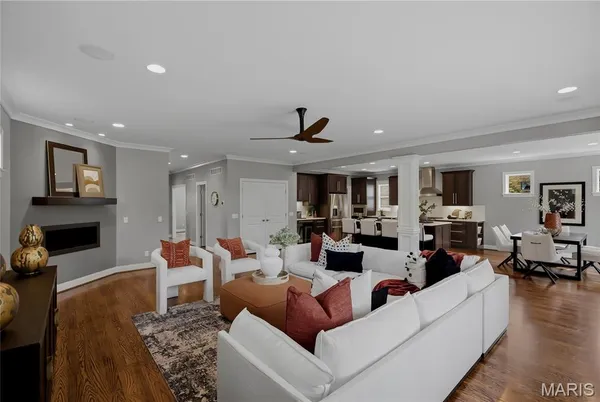 $1,149,000 | 7434 Hoover Avenue, Richmond Heights, MO 63117