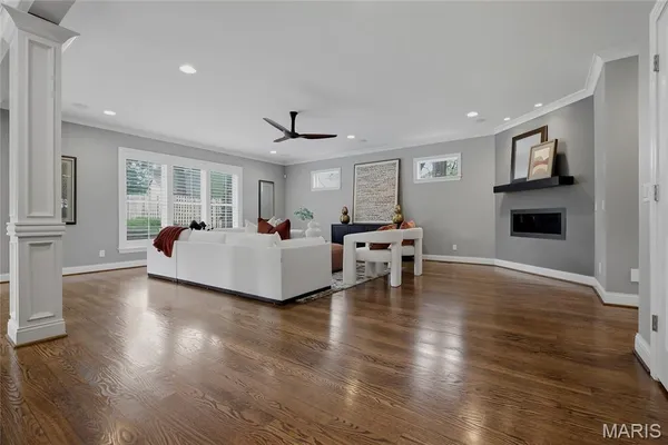 $1,149,000 | 7434 Hoover Avenue, Richmond Heights, MO 63117