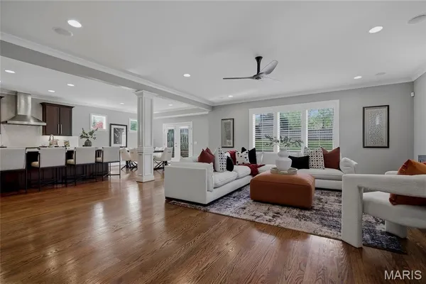 $1,149,000 | 7434 Hoover Avenue, Richmond Heights, MO 63117