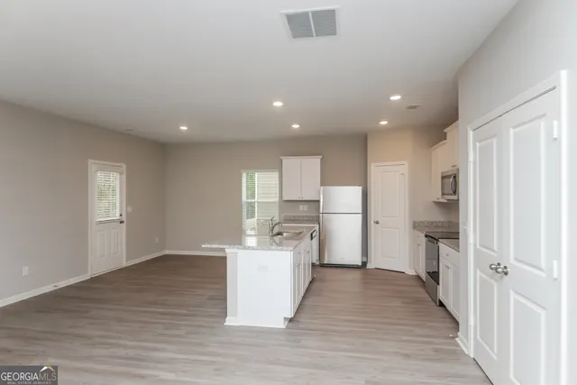 $1,845 | 318 Augusta Woods Drive, Villa Rica, GA 30180