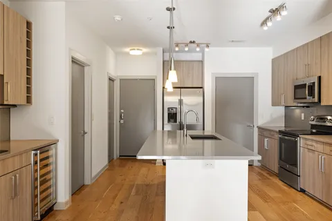 $409,990 | 3600 South Lamar Boulevard, Unit 206, Austin, TX 78704