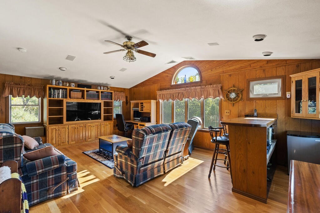 53 Walnut Road Swampscott, MA 01907 - Photo 23 of 28 Gallery Image 23