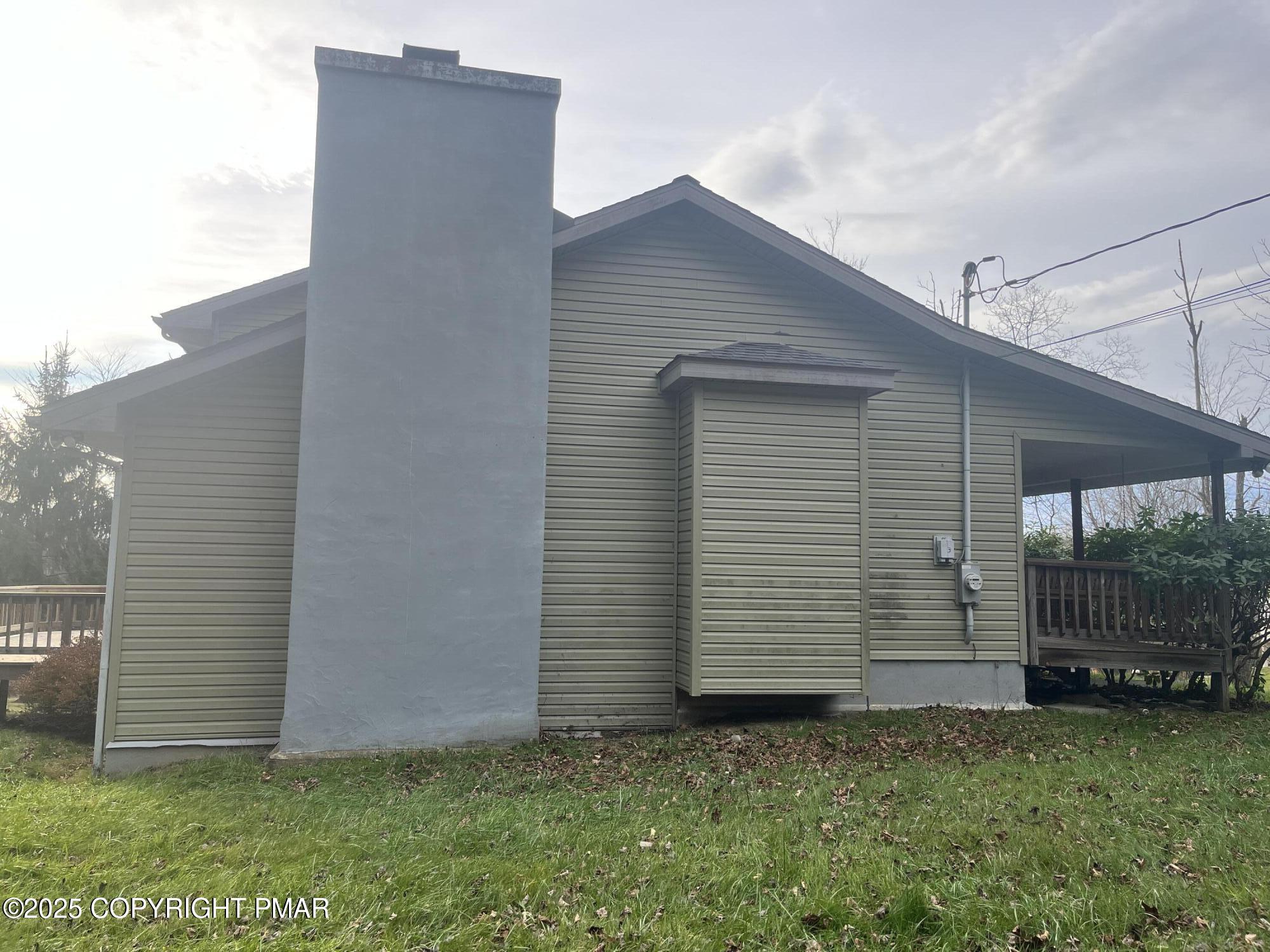 1970 Aberdeen Road Moscow, PA 18444 - Photo 45 of 45 a backyard of a house