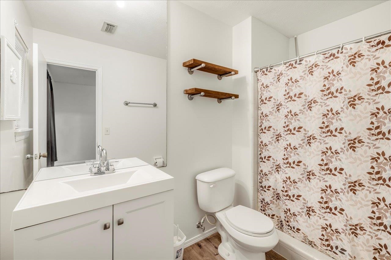 1826 Mayfair Road Tallahassee, FL 32303 - Photo 1 of 40 Gallery Image 1
