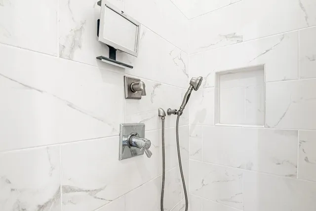 $949,000 | Undisclosed Address, Metairie, LA 70005