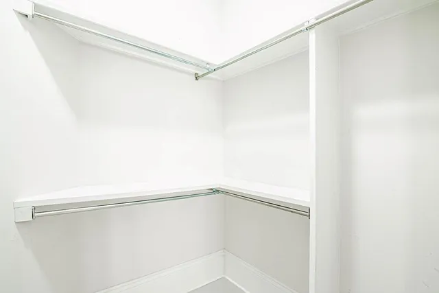 $949,000 | Undisclosed Address, Metairie, LA 70005