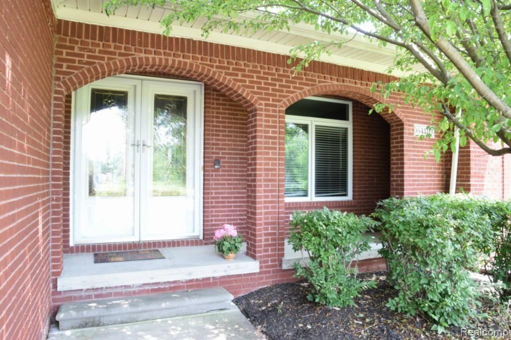 64110 Hartway Road Ray, MI 48096 - Photo 3 of 49 AFrontDoorPorch (1280x853).jpg