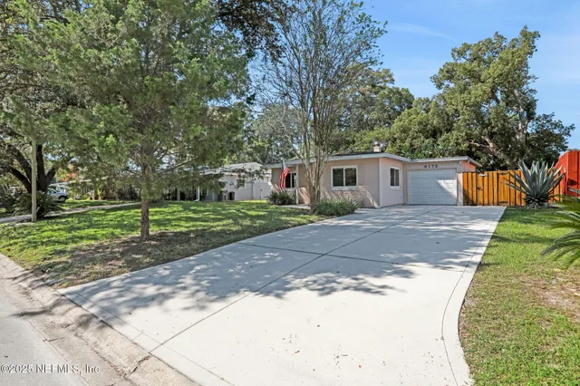 $235,000 | 6172 Mercer Circle East, Jacksonville, FL 32217