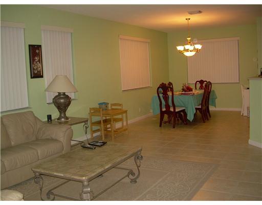 3161 Laurel Ridge Circle Riviera Beach, FL 33404 - Photo 4 of 14 Additional Photo