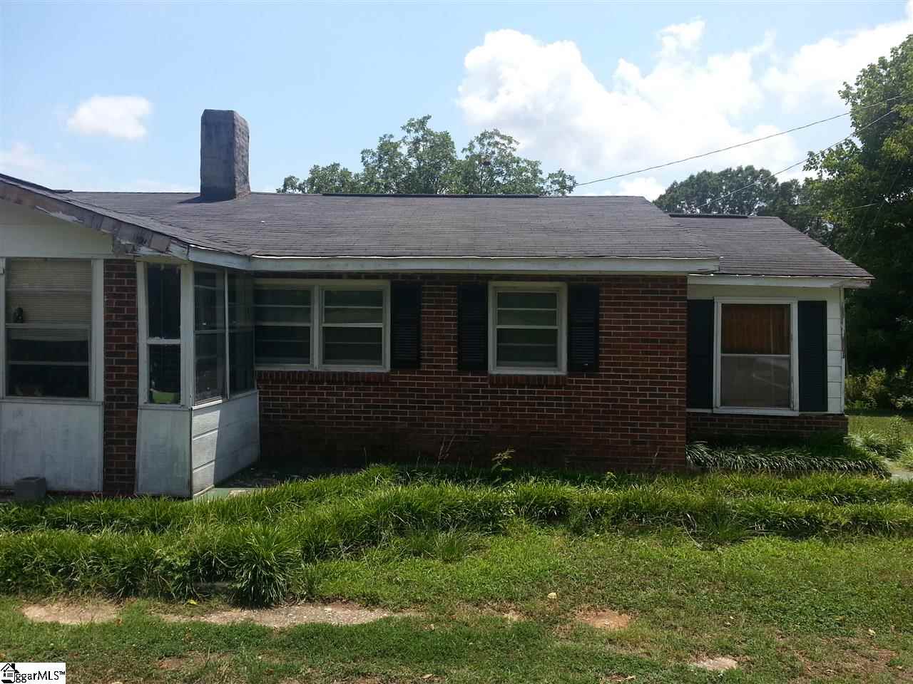 250 Lanford Road Enoree, SC 29335 - Photo 1 of 8 Gallery Image 1