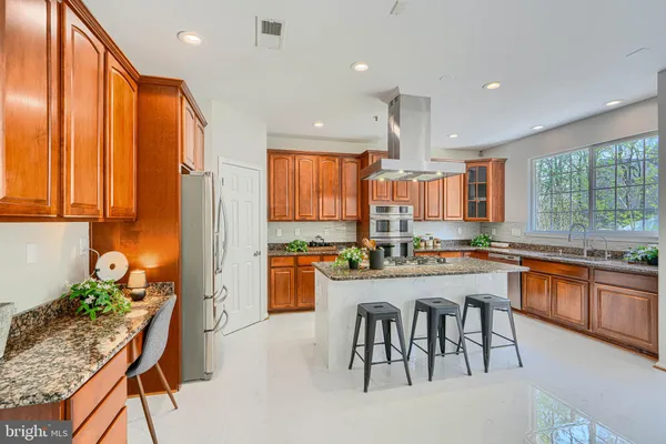$989,900 | 14623 Bubbling Spring Road, Boyds, MD 20841