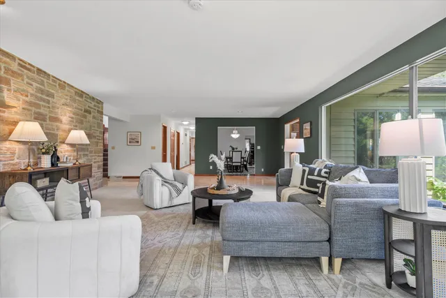 $849,900 | 2416 West Dean Court, River Hills, WI 53217