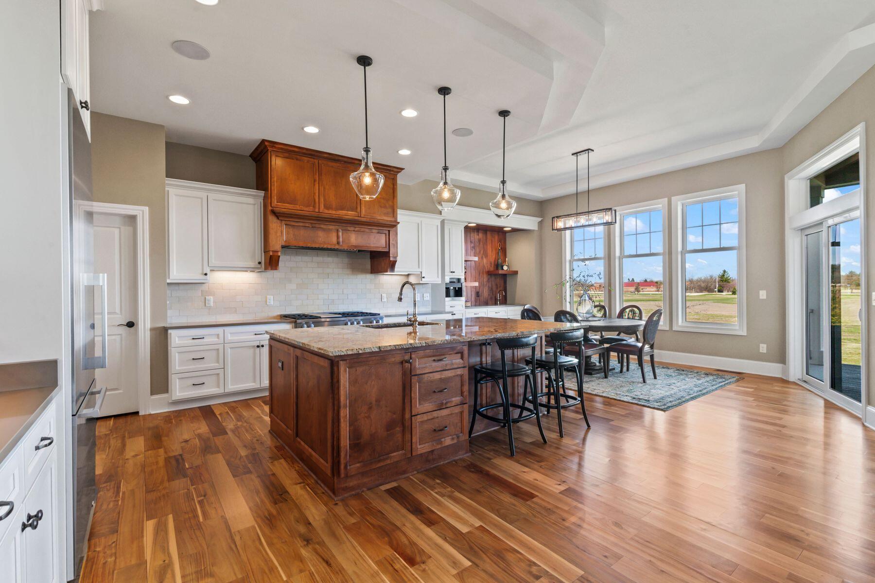 N33W29424 Millridge Road Delafield, WI 53072 - Photo 6 of 60 Kitchen