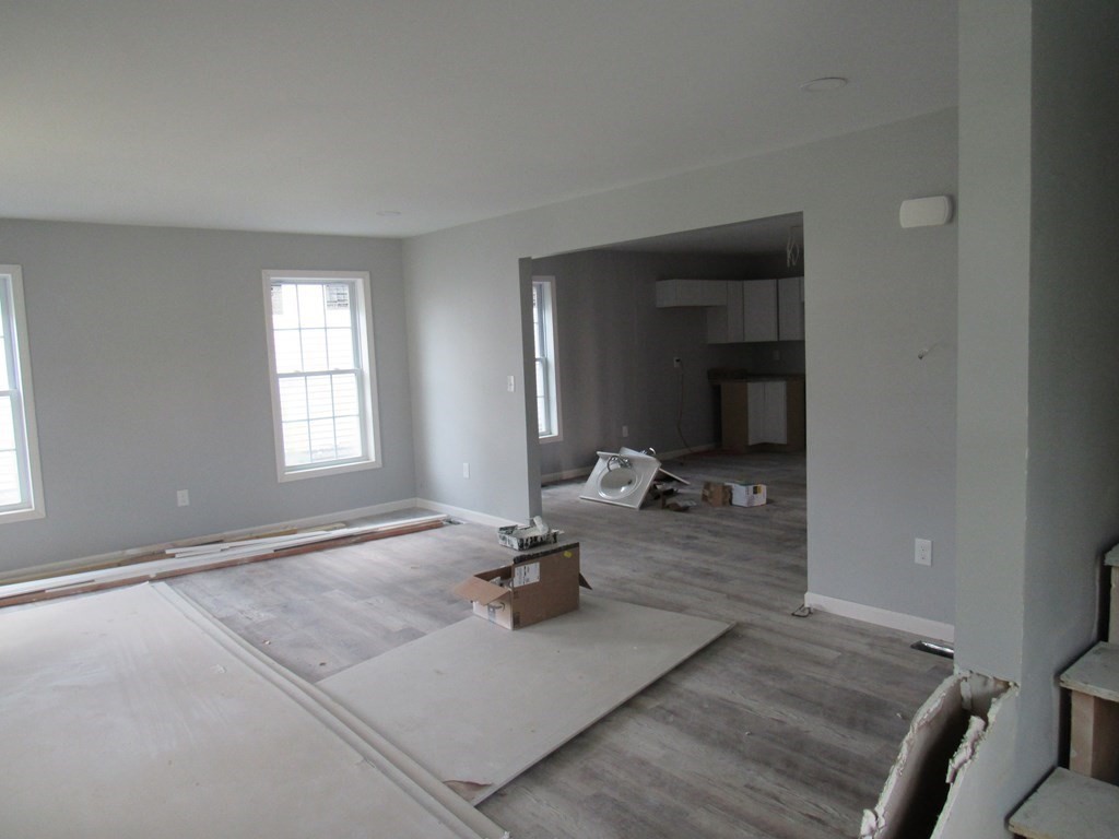 346-348 Wilbraham Road Springfield, MA 01109 - Photo 3 of 10 Gallery Image 3