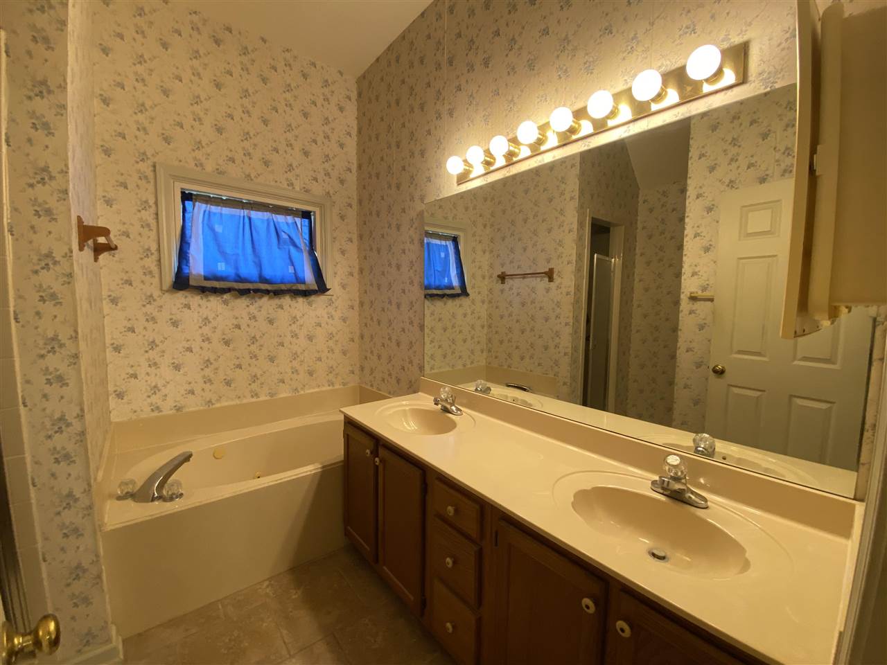 6989 Andrews Road Bartlett, TN 38135 - Photo 9 of 14 Gallery Image 9
