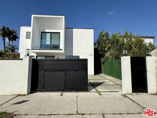 $6,750 | 10475 West Olympic Boulevard, Los Angeles, CA 90025