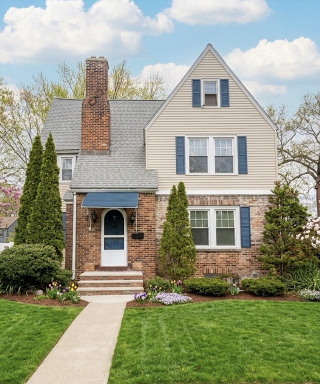 127 Melha Avenue Springfield, MA 01104 - Photo 1 of 1