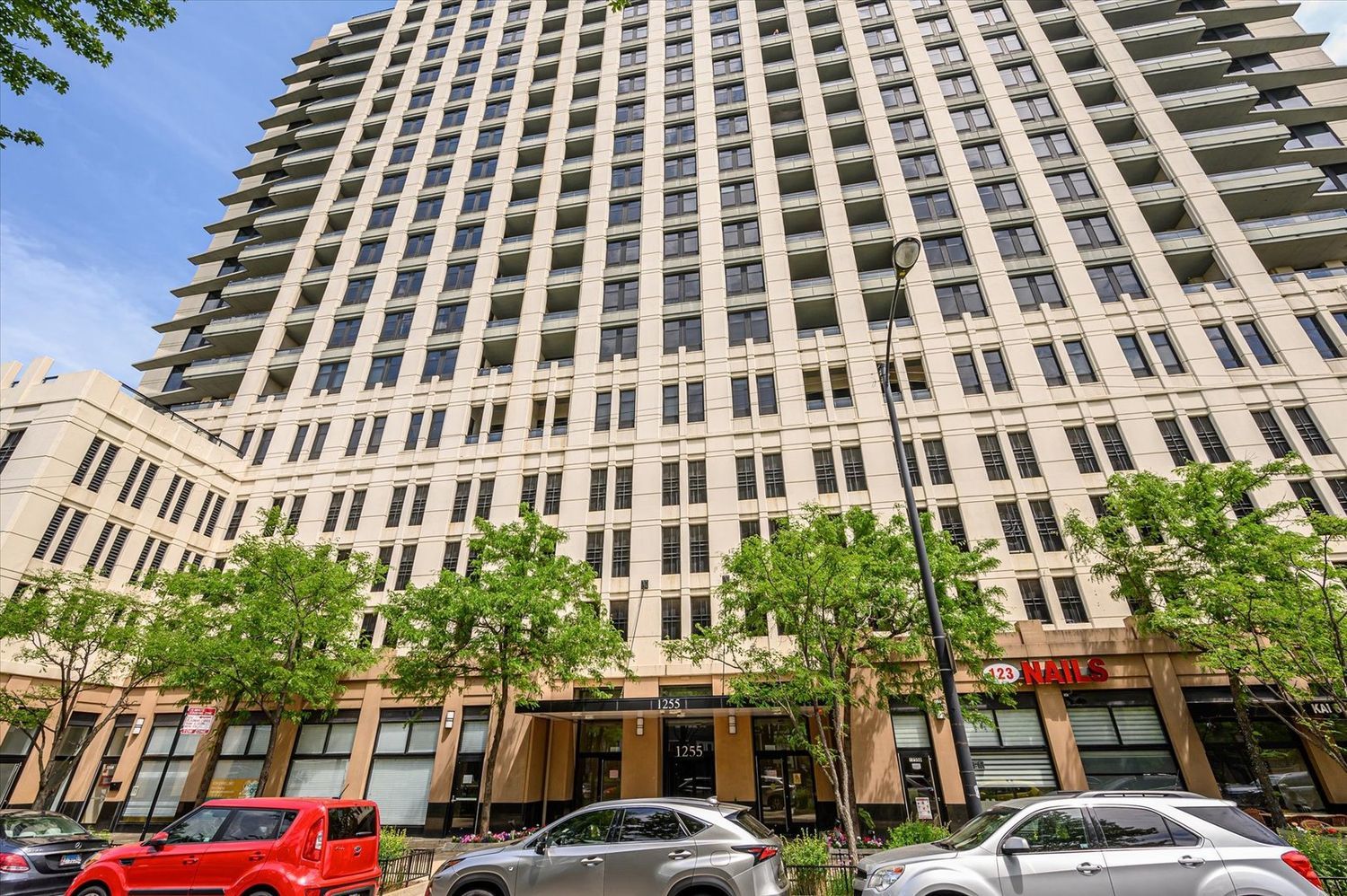 1255 South State Street, Unit 1913 Chicago, IL 60605 - Photo 19 of 22