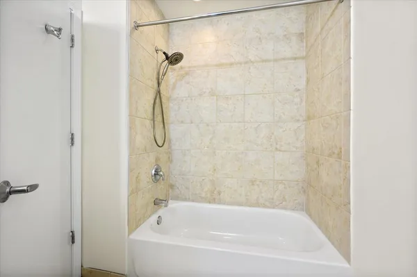 $279,900 | 1255 South State Street, Unit 1913, Chicago, IL 60605