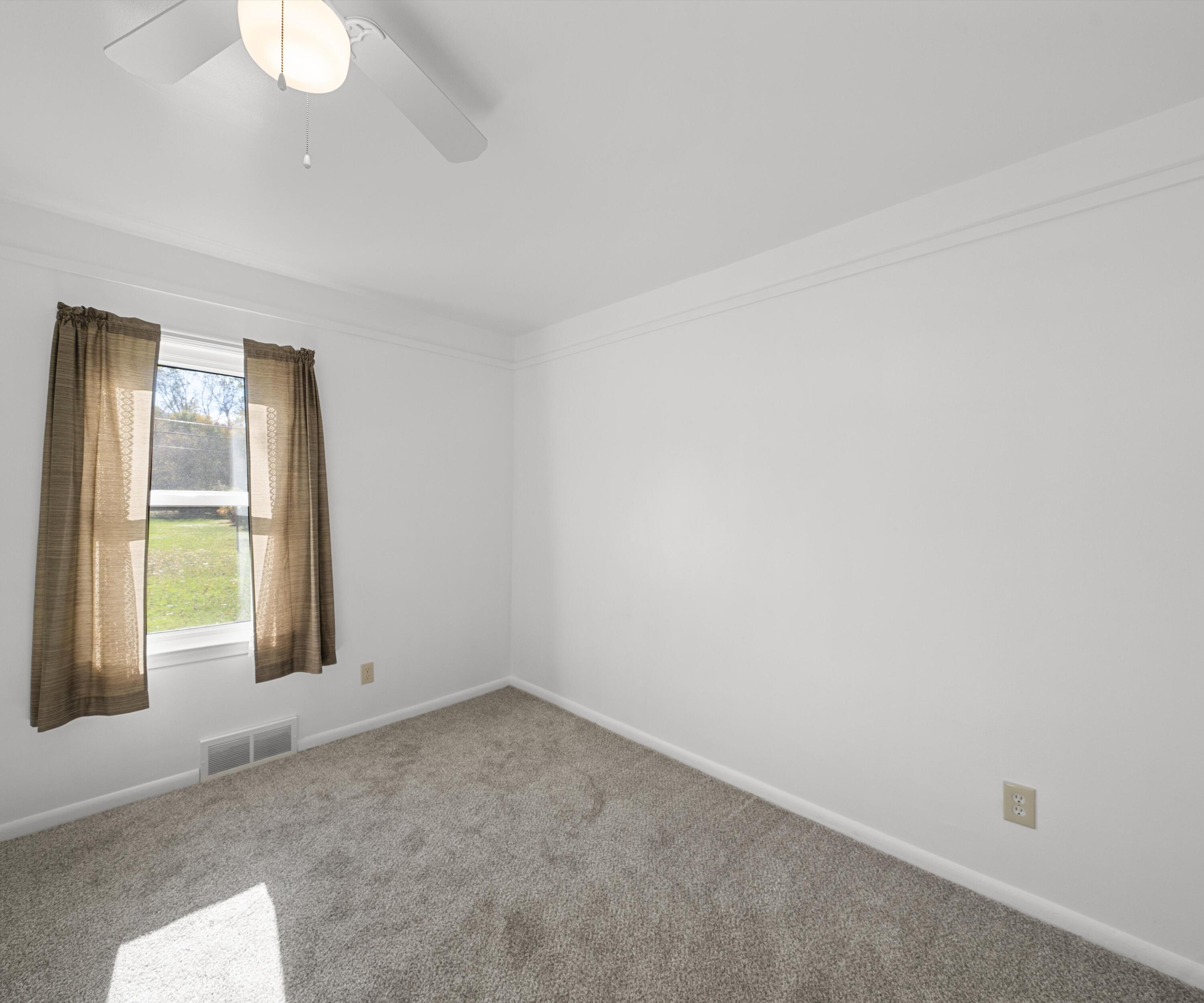 28109 Goddard Road Romulus, MI 48174 - Photo 19 of 47 20-DSC01546